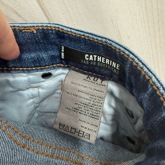 Kut from the Kloth Women’s 6 Catherine Fab Ab Boyfriend Jeans - Picture 5 of 5